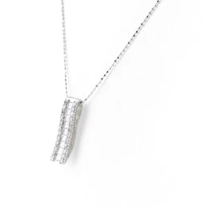 MELEE DIAMOND DESIGN WHITEGOLD PENDANT NECKLACE: melee diamond design WhiteGold Pendant Necklace Brand: Unbranded Type/Style: Necklace Material: 18K WG, Main Stone/Creation Natural Color: White Gold Size: Chain / code 45cm(17.7") Chain width