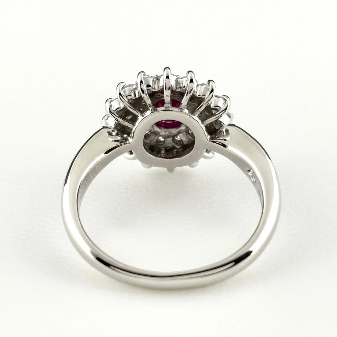 RUBY DESIGNPLATINUM MELEE DIAMOND RING - 4
