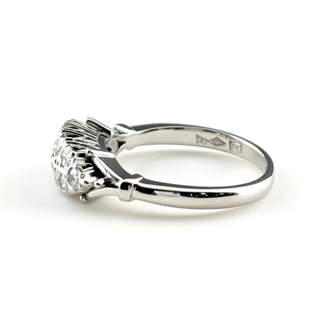 MELEE DIAMOND DESIGN PLATINUM RING - 4