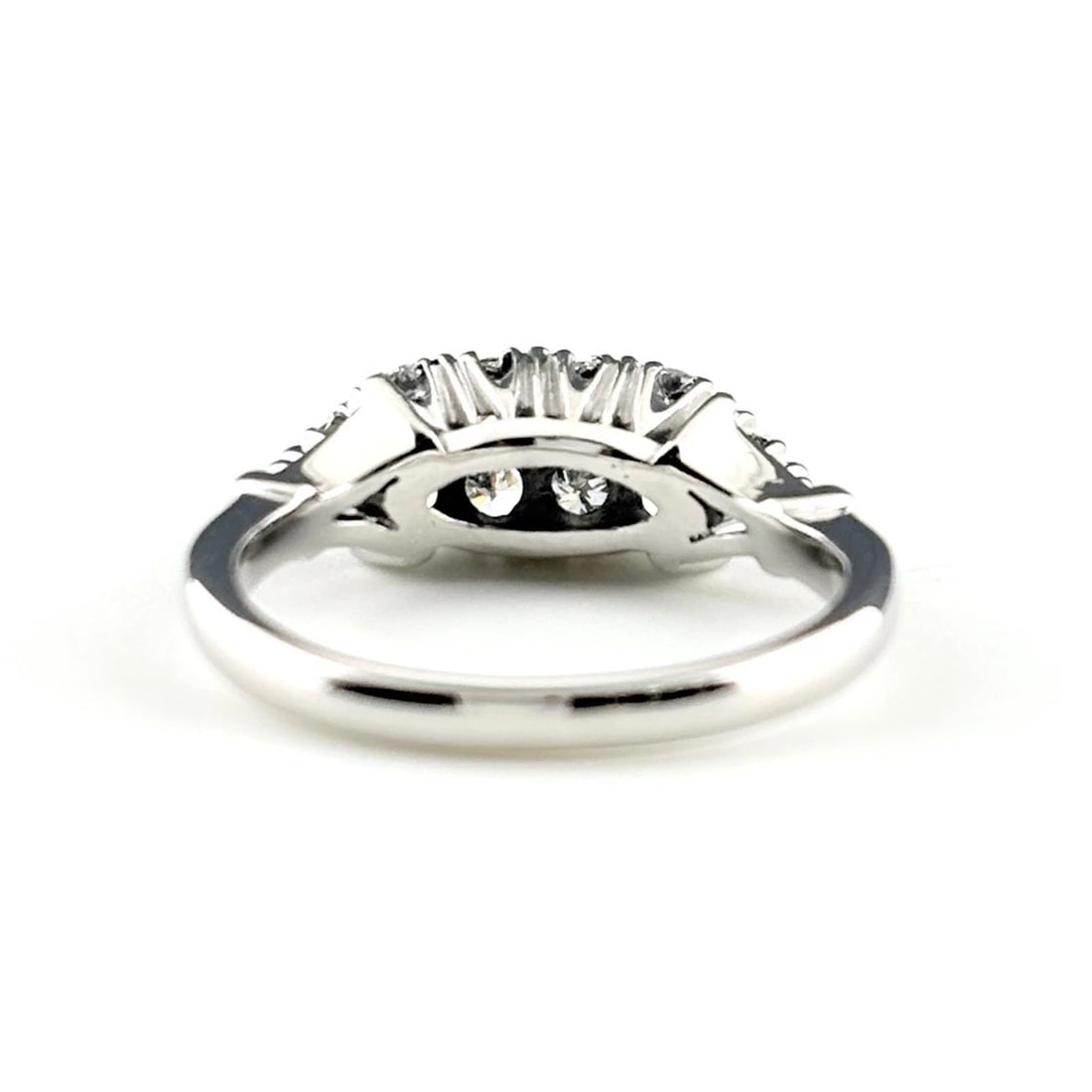 MELEE DIAMOND DESIGN PLATINUM RING - 5