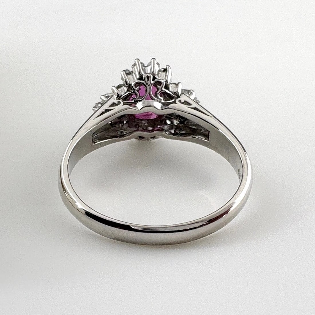 RUBY DESIGN PLATINUM MELEE DIAMOND RING - 4