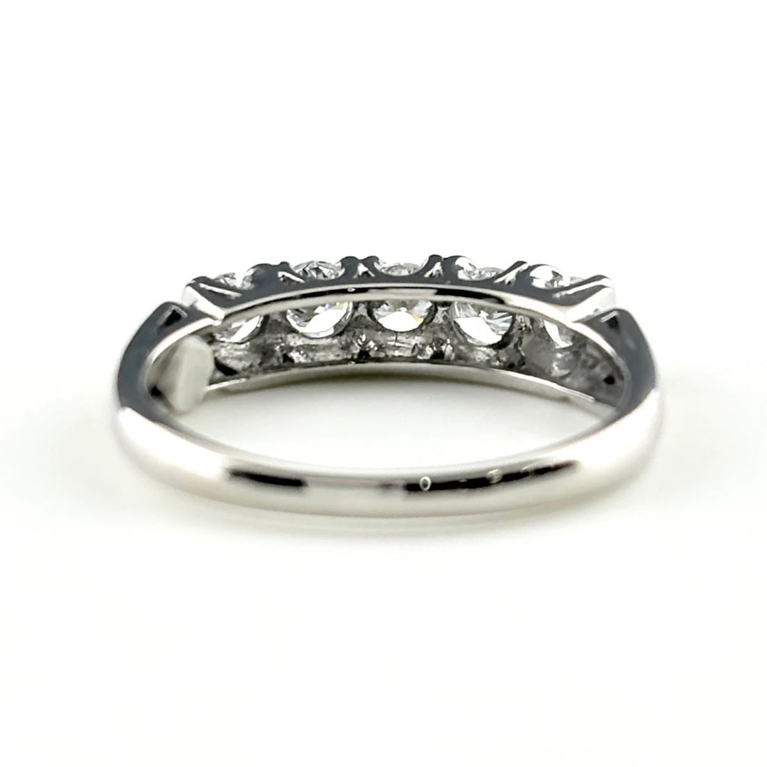 MELEE DIAMOND DESIGN PLATINUM RING - 2