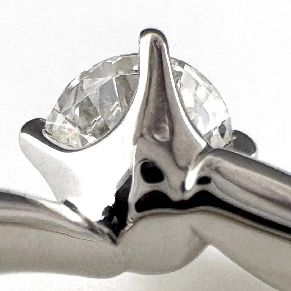 4? DIAMOND DESIGN PLATINUM RING - 5
