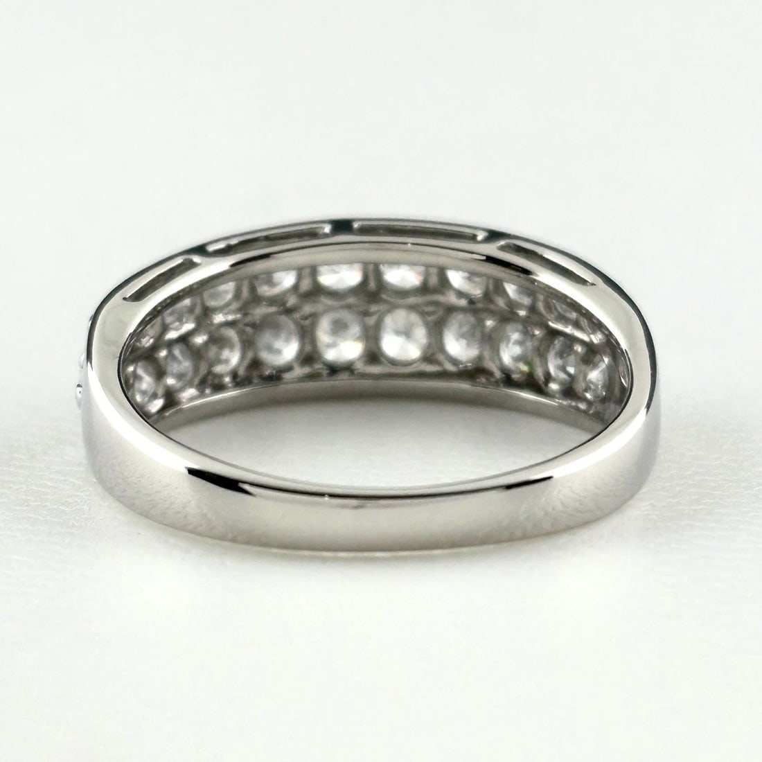 MELEE DIAMOND DESIGN PLATINUM RING - 4