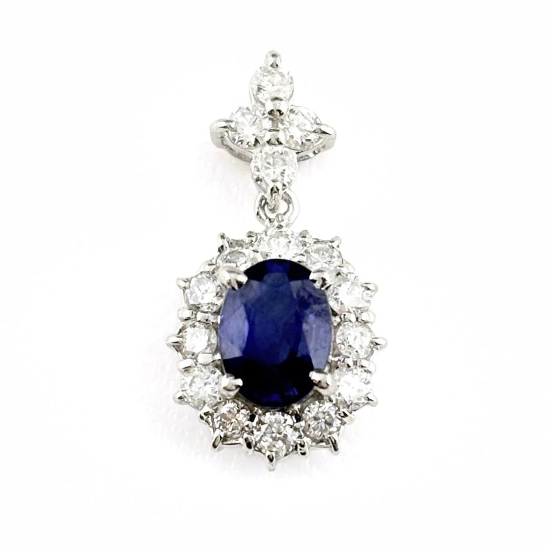 SAPPHIRE WHITEGOLD MELEE DIAMOND PENDANT HEAD: Sapphire WhiteGold melee diamond Pendant Head Brand: Unbranded Type/Style: Pendant Head Material: 18K ?WG, Main Stone/Creation Sapphire Diamond Color: WG Size: Total length of the pendant head