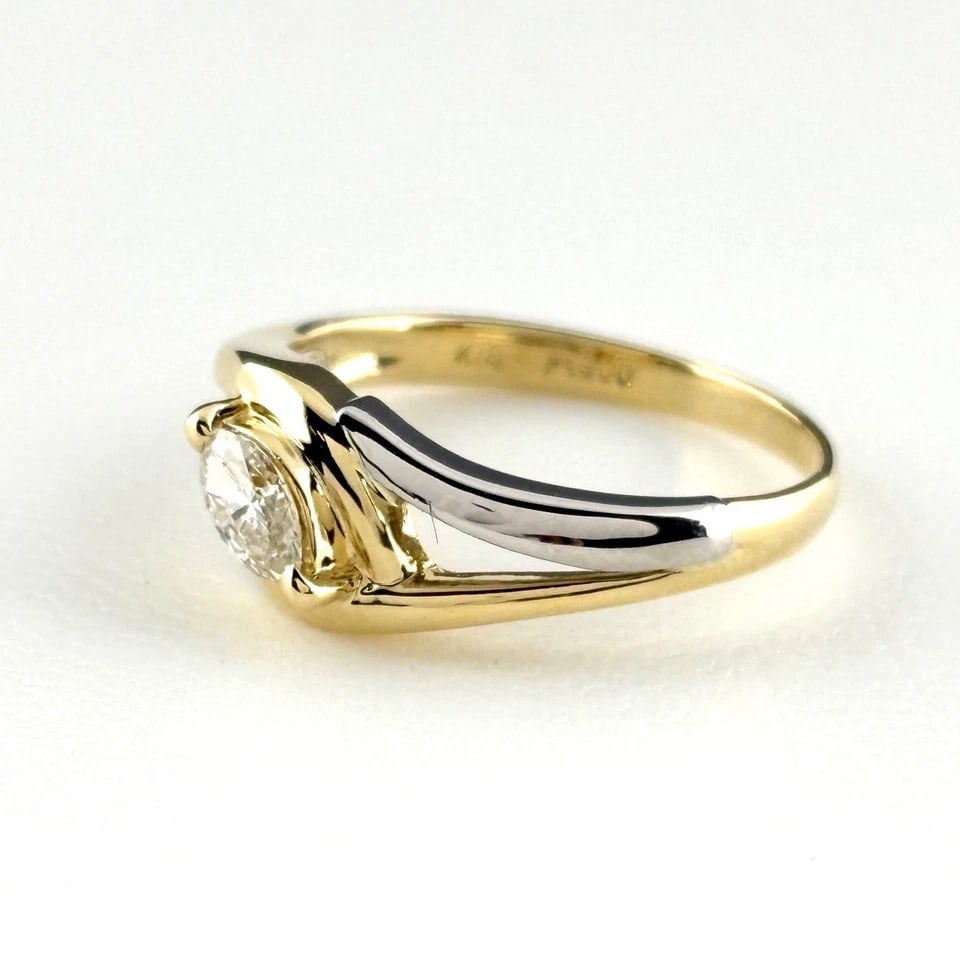 MELEE DIAMOND DESIGN YG YELLOWGOLD PLATINUM RING: melee diamond design YG YellowGold Platinum Ring Brand: Unbranded Type/Style: Ring Material: 18K ?Pt900, Main Stone/Creation Natural Color: YellowGold None Size: US 5 to 5.5 Accessories: None