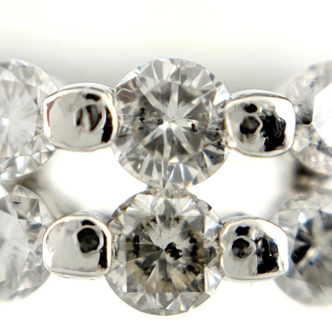 MELEE DIAMOND DESIGN PLATINUM RING - 2