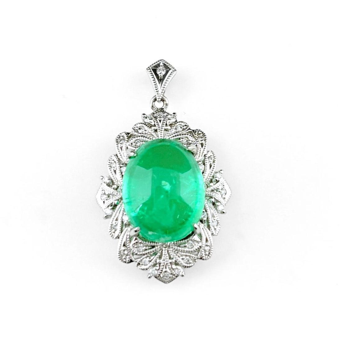 EMERALD PENDANT HEAD PLATINUM DIAMOND (1 of 4)