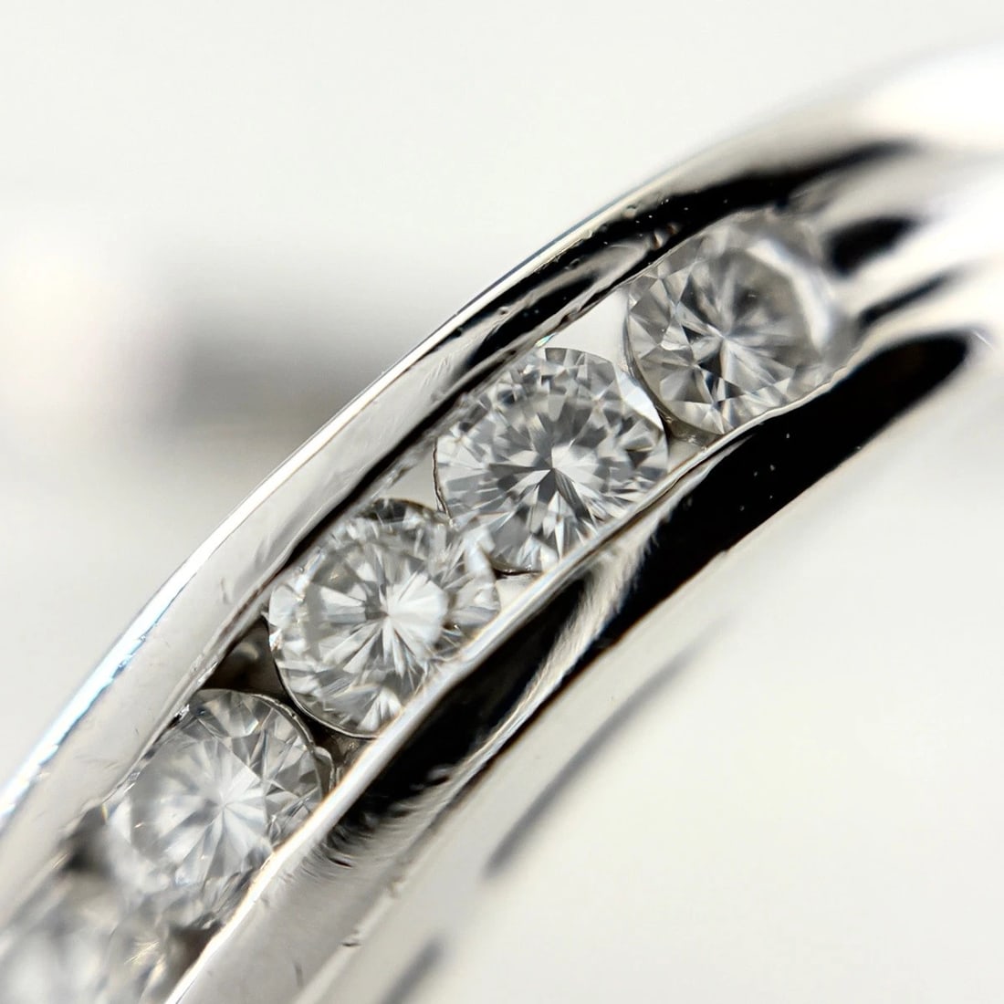 MELEE DIAMOND DESIGN RING PLATINUM RING - 2