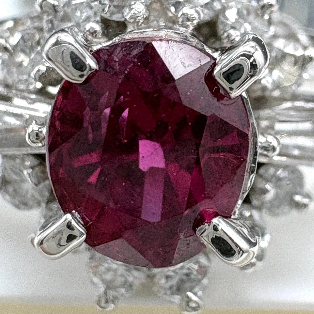 RUBY DESIGN PLATINUM MELEE DIAMOND RING: ruby design Platinum melee diamond Ring Brand: Unbranded Type/Style: Ring Material: Pt900, Main Stone/Creation Ruby diamond Color: None Size: US 5 Accessories: None Accessories Notice: Whe