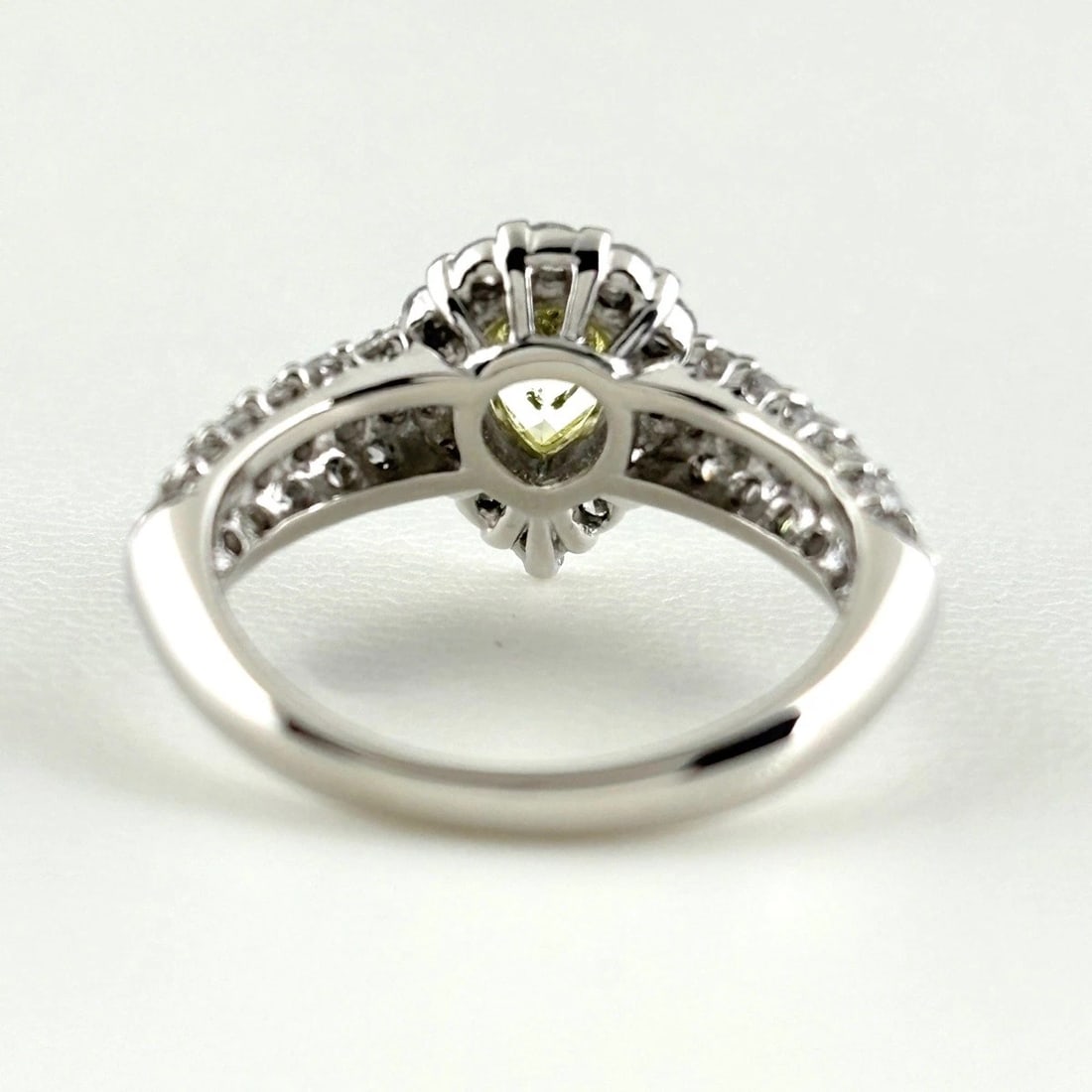 DIAMOND DESIGN PLATINUM MELEE RING - 4