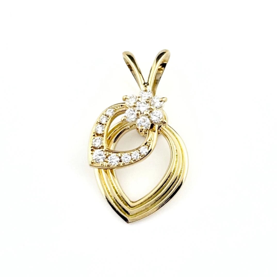 WALTHAM MELEE DIAMOND PENDANT HEAD YG YELLOWGOLD: WALTHAM melee diamond Pendant Head YG YellowGold Brand: WALTHAM Type/Style: Pendant Head Material: 750YellowGold, Main Stone/Creation Natural Color: YellowGold Size: Total length of the pendant head