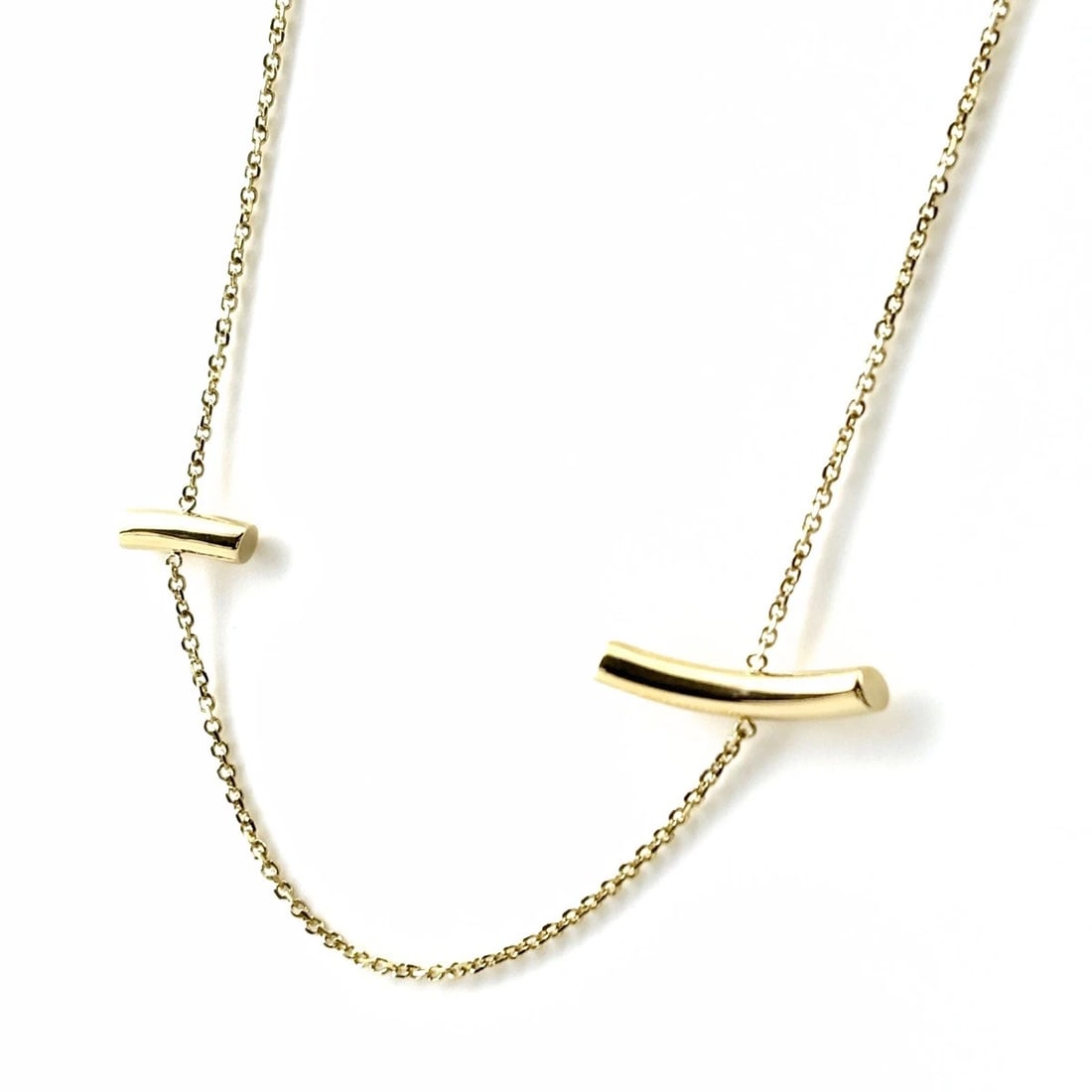 UNOAERRE YELLOWGOLD PENDANT NECKLACE 750: UNOAERRE YellowGold Pendant Necklace 750 Brand: UNOAERRE Type/Style: Necklace Material: 750YellowGold, Main Stone/Creation Natural Color: YellowGold Size: Chain width 0.7mm(0.0") Accessories: None