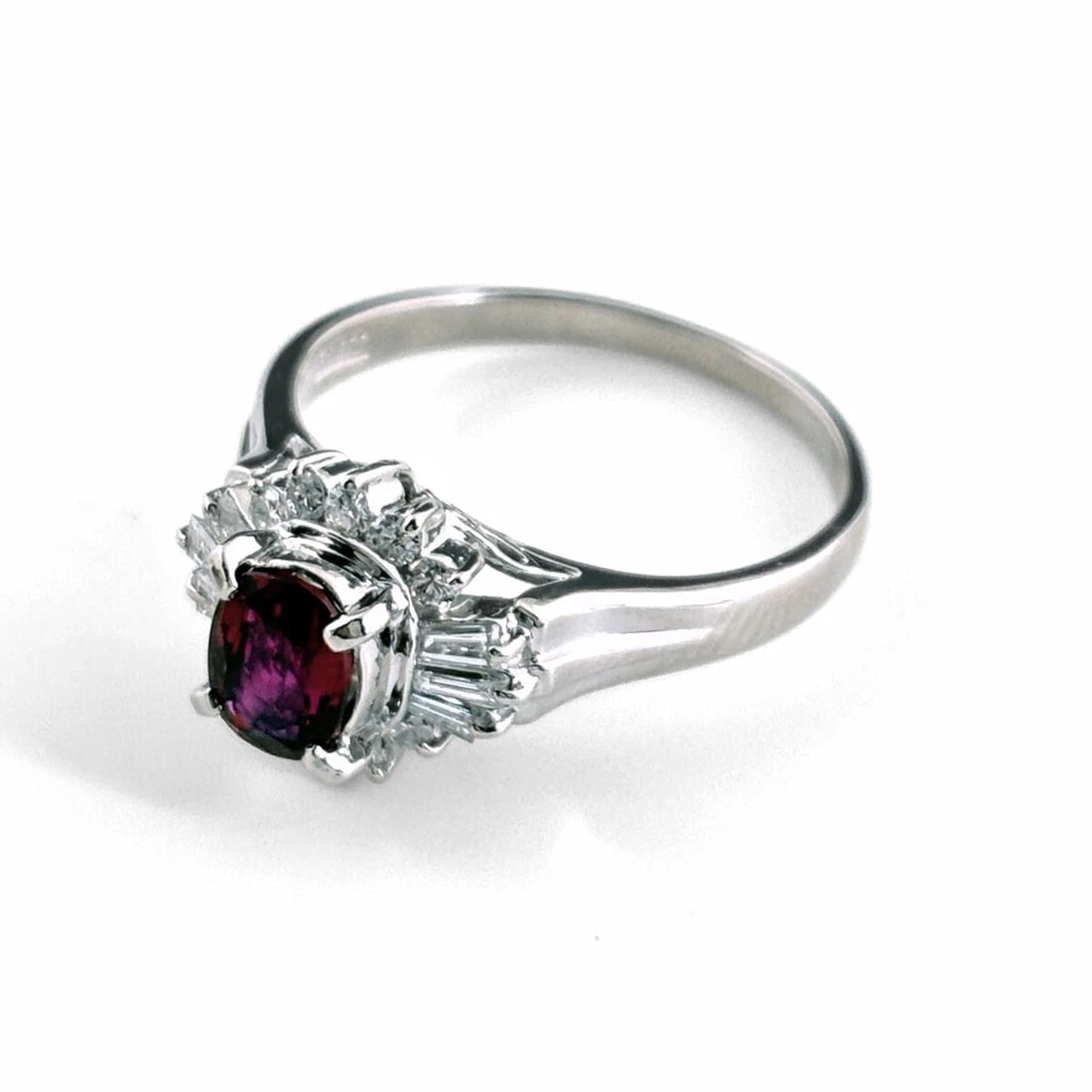 RUBY DESIGN PLATINUM MELEE DIAMOND RING - 3