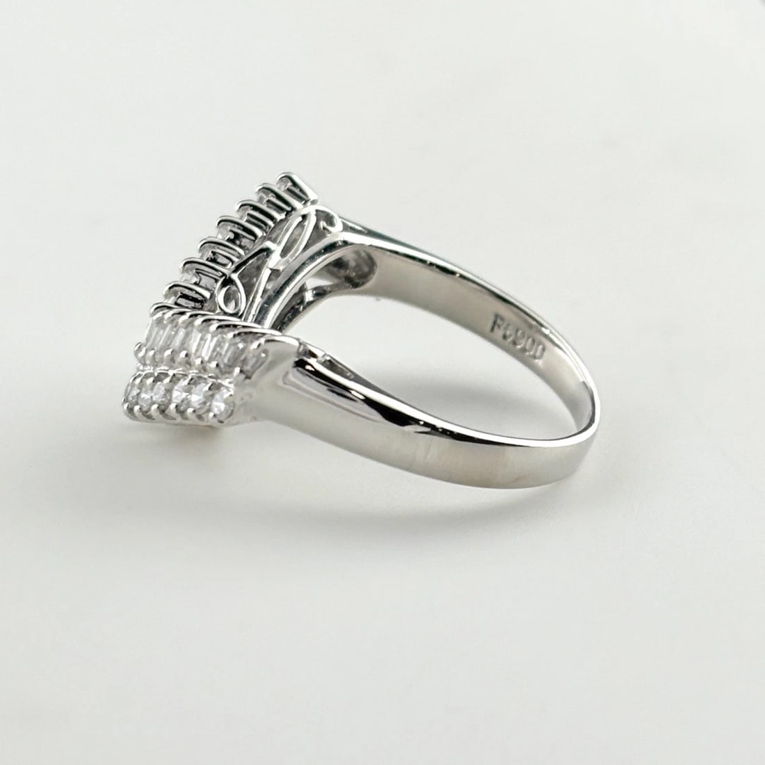 MELEE DIAMOND DESIGN PLATINUM RING - 2