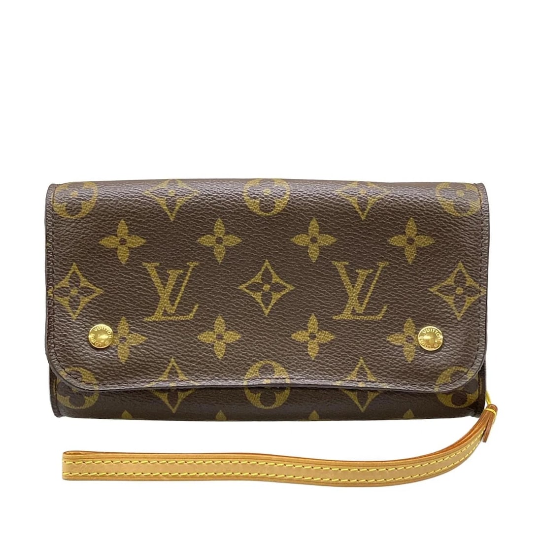 LOUIS VUITTON ETUI MONOGRAM POUCH MONOGRAM CANVAS: LOUIS VUITTON etui Monogram Pouch Monogram Canvas Brand: LOUIS VUITTON Type/Style: Pouch Material: Exterior Material Monogram Canvas Color: Exterior Color Monogram Size: Height : 3.94 inch (10