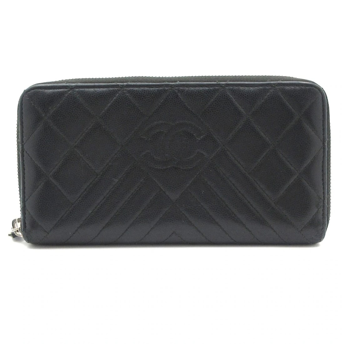 CHANEL MATELASS V-STITCH (CHEVRON)BLACK SOFT CALFSKIN LONG WALLET: CHANEL Matelass V-stitch (chevron)Black Soft Calfskin Long Wallet Brand: CHANEL Type/Style: Long Wallet Material: Exterior Material Soft Calfskin Color: Exterior Color Black Size: Height : 4.13 inch (