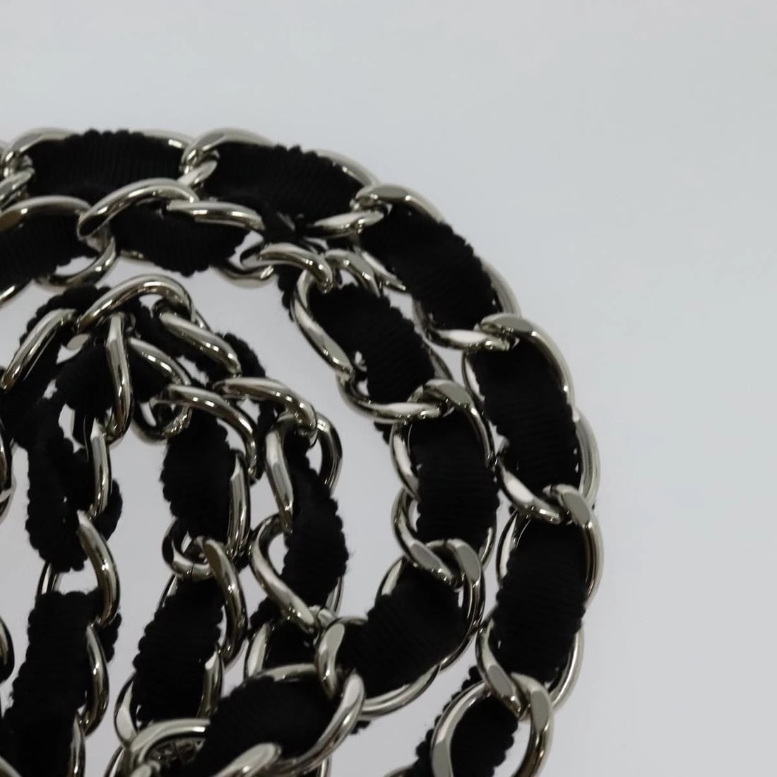 CHANEL CHAIN SHOULDER BAG - 8