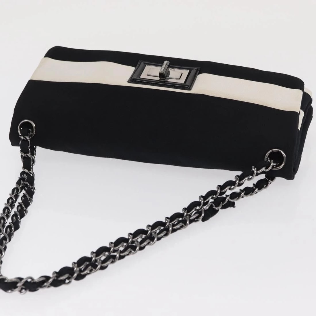 CHANEL CHAIN SHOULDER BAG - 6