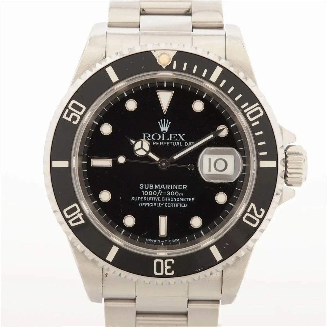 ROLEX SUBMARINER DATE SS BLACK DIAL, WATCH: Rolex SUBMARINER DATE SS black dial, Watch Brand: Rolex Type/Style: Wristwatch Material: SS Color: black dial Size: Case:W1.6 x H1.6inch / W40 x H40 Circumference of Wrist:7.1inch / 18 Accessories: