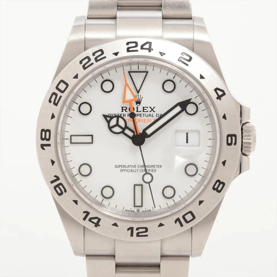 ROLEX EXPLORER II SS WHITE DIAL, WATCH: Rolex Explorer II SS white dial, Watch Brand: Rolex Type/Style: Wristwatch Material: SS Color: white dial Size: Case:W1.6 x H1.6inch / W42 x H42 Circumference of Wrist:7.9inch / 20 Accessories: None