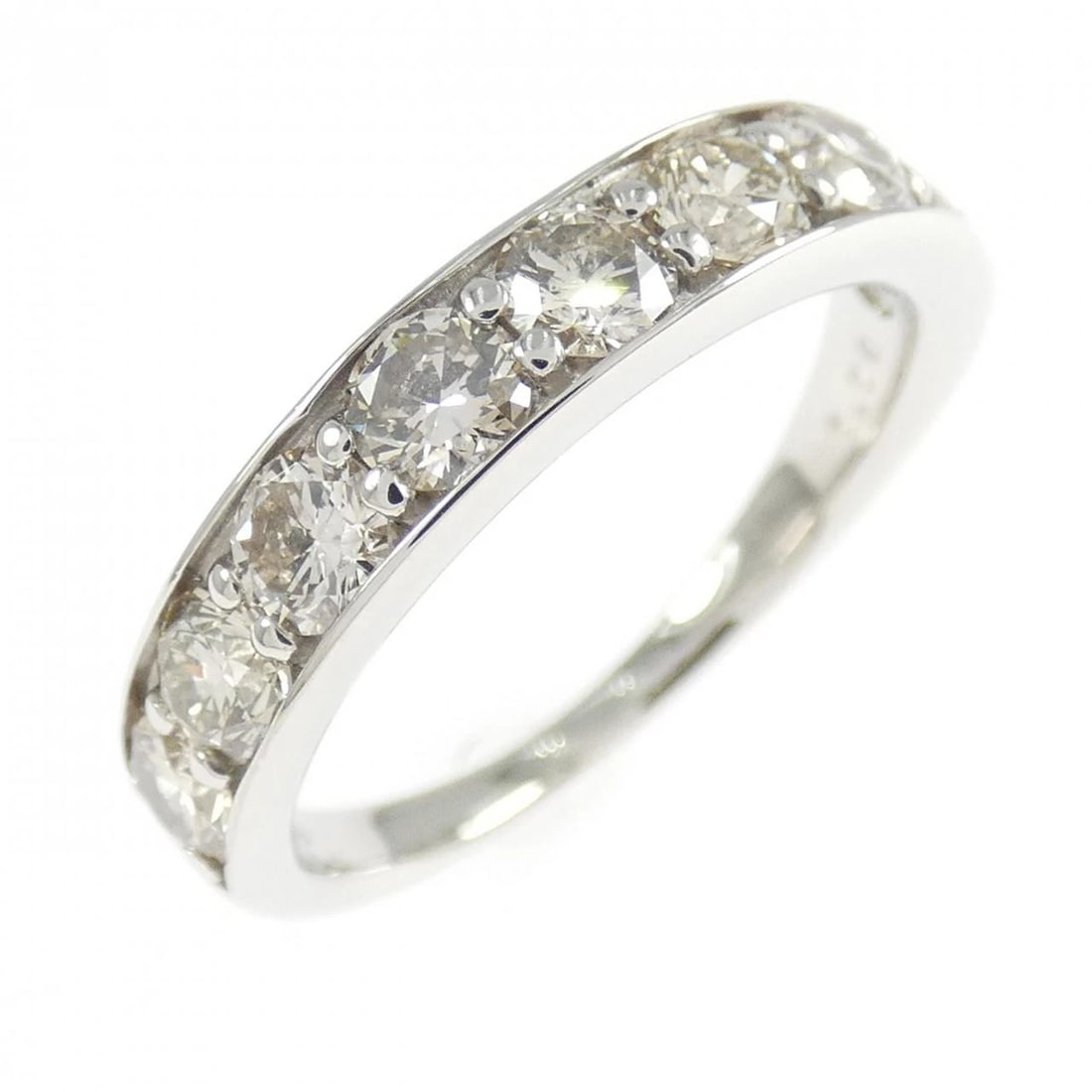 PT900 DIAMOND RING: PT900 Diamond Ring Brand: Unbranded Type/Style: Diamond Ring Material: Platinum900, Main Stone/Creation Natural Color: platinum Size: US 5 1/4 Accessories: None Accessories Notice: When purchasing