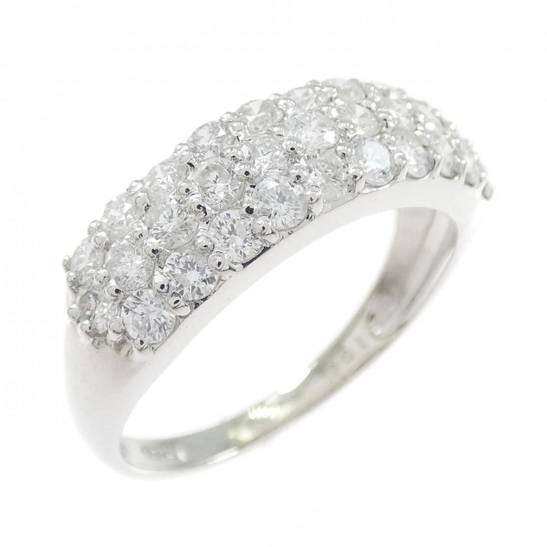 PT900 PAVE DIAMOND RING: PT900 Pave Diamond Ring Brand: Unbranded Type/Style: Diamond Ring Material: Platinum900, Main Stone/Creation Natural Color: Platinum Size: US 5 3/4 Accessories: None Accessories Notice: When