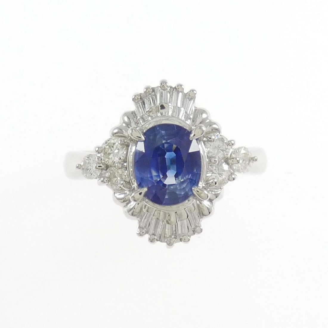 PT900 SAPPHIRE RING - 2