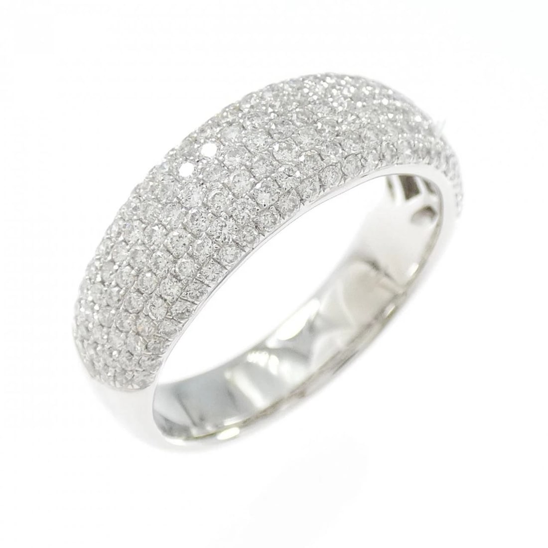 750WG PAVE DIAMOND RING: 750WG Pave Diamond Ring Brand: Unbranded Type/Style: Diamond Ring Material: 750 white gold, Main Stone/Creation Natural Color: White Gold Size: US 6 1/2 Accessories: None Accessories Notic