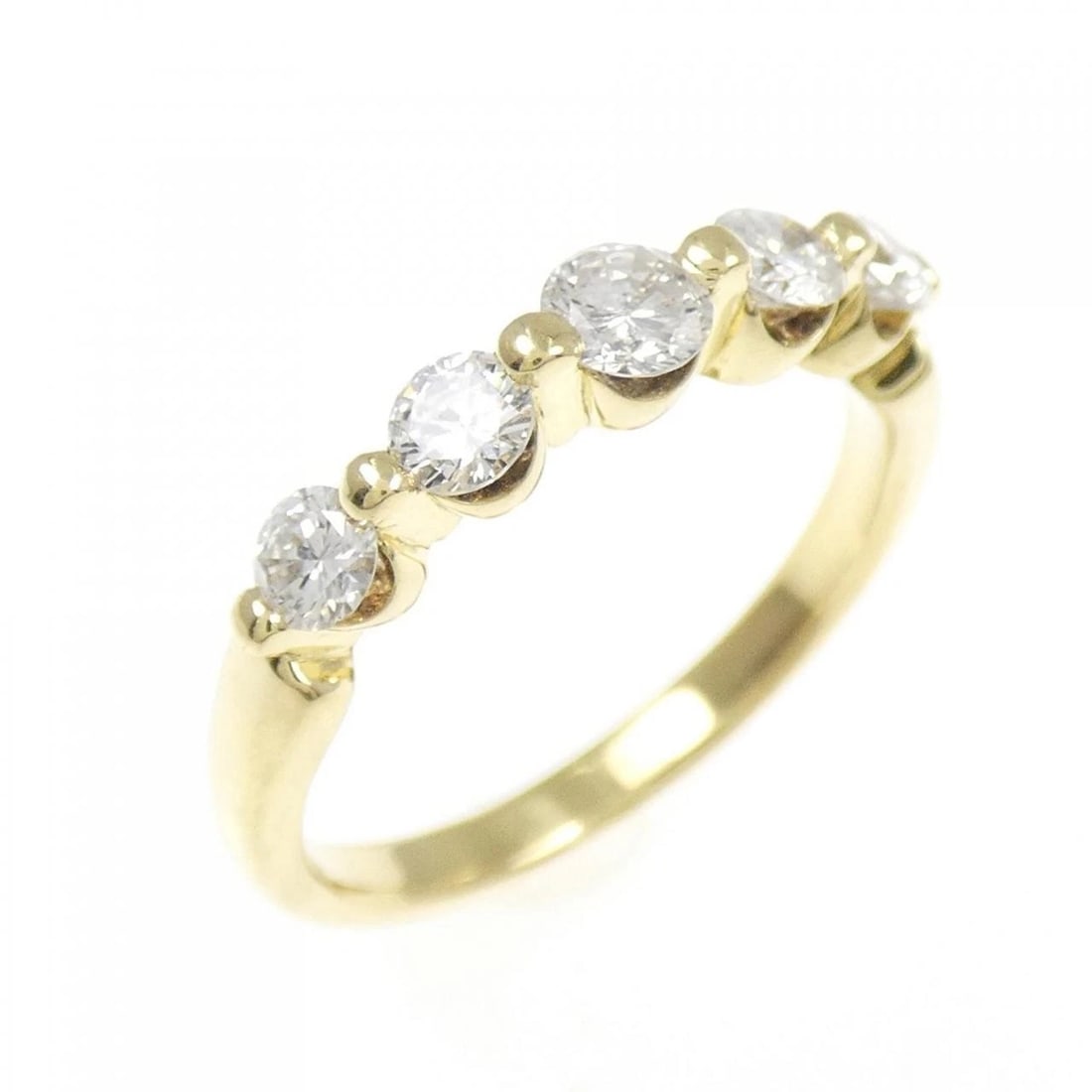 K18YG DIAMOND RING: K18YG Diamond Ring Brand: Unbranded Type/Style: Diamond ring Material: 18K Yellow Gold, Color: Yellow Gold Size: US 5 1/4 Accessories: None Accessories Notice: When purchasing pre-owned go