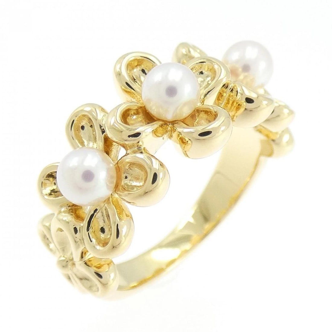 MIKIMOTO AKOYA PEARL RING: Mikimoto Akoya Pearl Ring Brand: MIKIMOTO Type/Style: Ring Material: K18 yellow gold, Color: Yellow Gold Size: US 5 Accessories: None Accessories Notice: When purchasing pre-owned goods, please refer