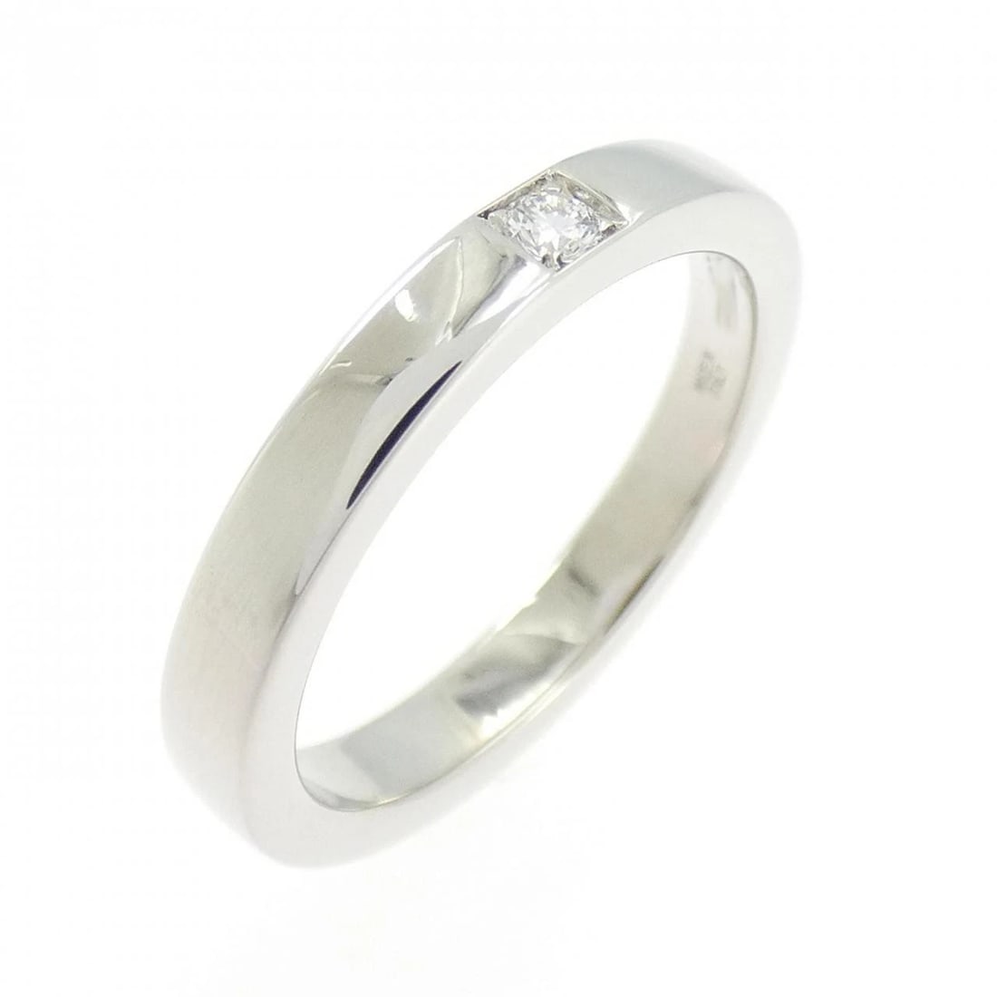 BVLGARI MARRY ME RING: Bvlgari Marry Me Ring Brand: BVLGARI Type/Style: Ring Material: Platinum950, Main Stone/Creation Natural Color: White Size: US 4 1/4 Accessories: None Accessories Notice: When purchasing pre-owned