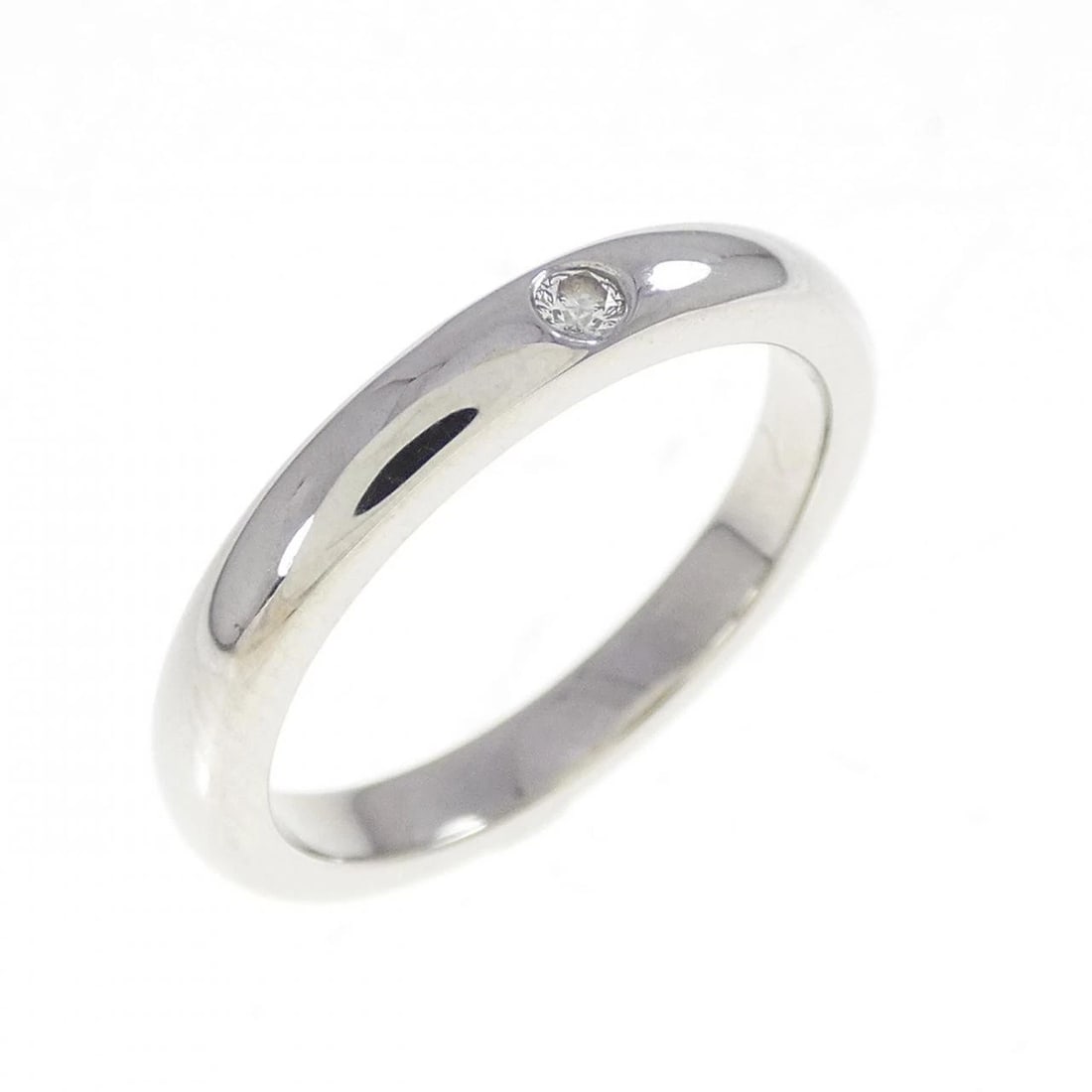 TIFFANY&CO. STACKING BAND RING: TIFFANY&Co. Stacking Band Ring Brand: TIFFANY&Co. Type/Style: Ring Material: Platinum950, Main Stone/Creation Natural Color: White Size: US 4 Accessories: None Accessories Notice: When pur