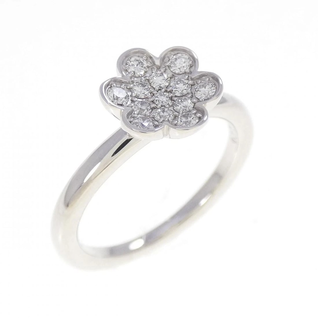 MIKIMOTO FLOWER DIAMOND RING: Mikimoto Flower Diamond Ring Brand: MIKIMOTO Type/Style: Ring Material: K18 white gold, Main Stone/Creation Natural Color: White Gold Size: US 6 1/4 Accessories: None Accessories Notice: When