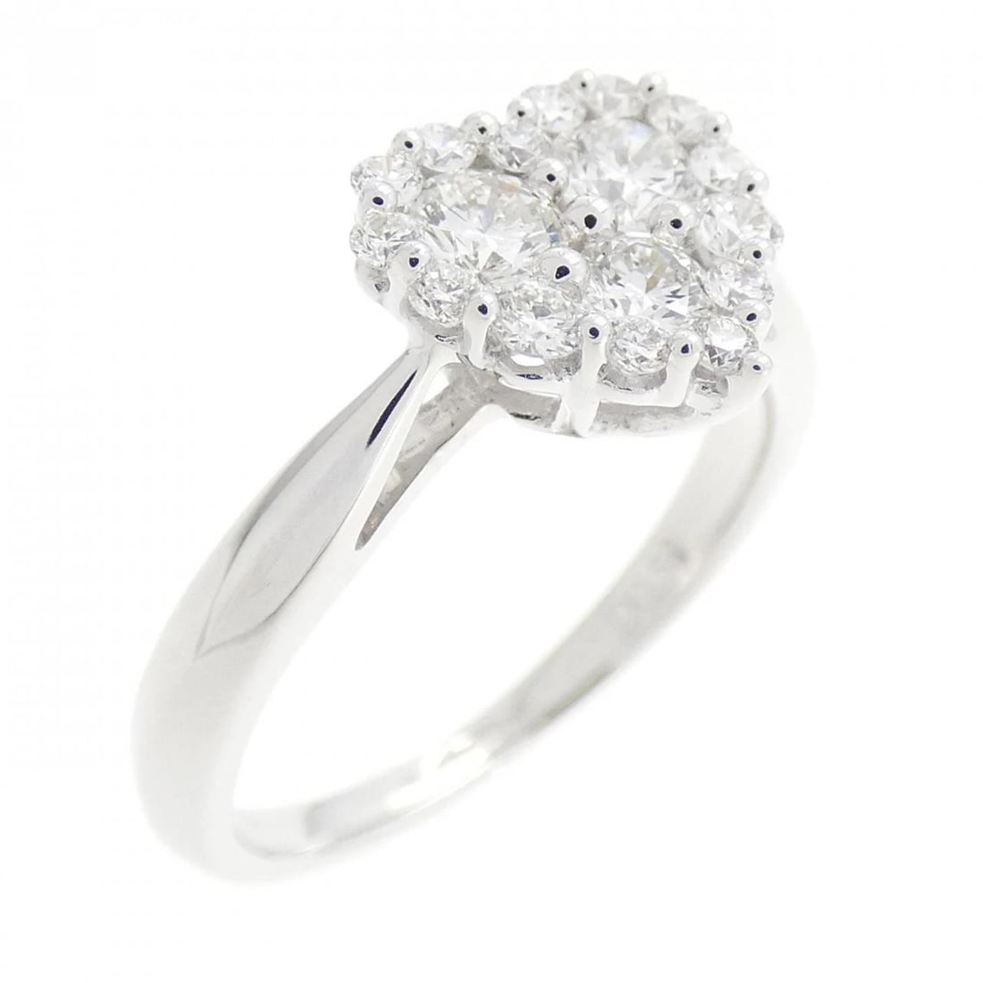 PONTE VECCHIO HEART DIAMOND RING: Ponte Vecchio Heart Diamond Ring Brand: Ponte Vecchio Type/Style: Ring Material: K18 white gold, Main Stone/Creation Natural Color: White Gold Size: US 5 Accessories: None Accessories Notice: When