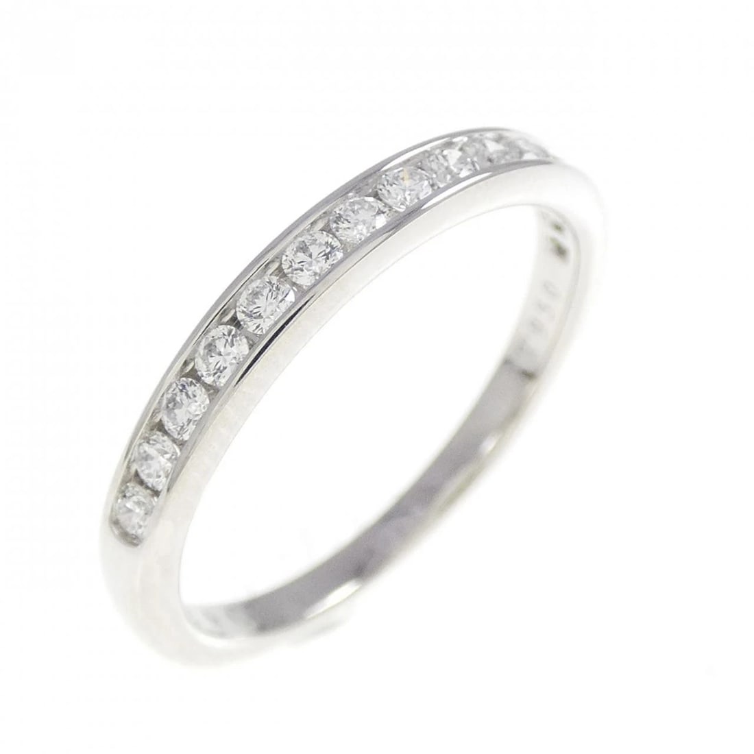 TIFFANY & CO. BEAD-SET RING: TIFFANY & Co. Bead-Set Ring Brand: TIFFANY&Co. Type/Style: Ring Material: Platinum950, Main Stone/Creation Natural Color: White Size: US 5 3/4 Accessories: None Accessories Notice: When purchasing