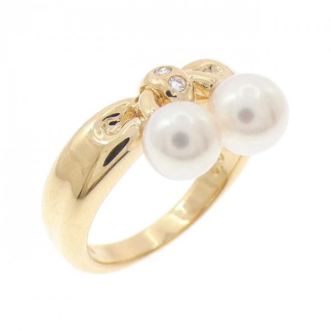 TASAKI AKOYA PEARL RING: Tasaki Akoya Pearl Ring Brand: TASAKI Type/Style: Ring Material: K18 yellow gold, Color: Yellow Gold Size: US 5 Accessories: None Accessories Notice: When purchasing pre-owned goods, please refer to