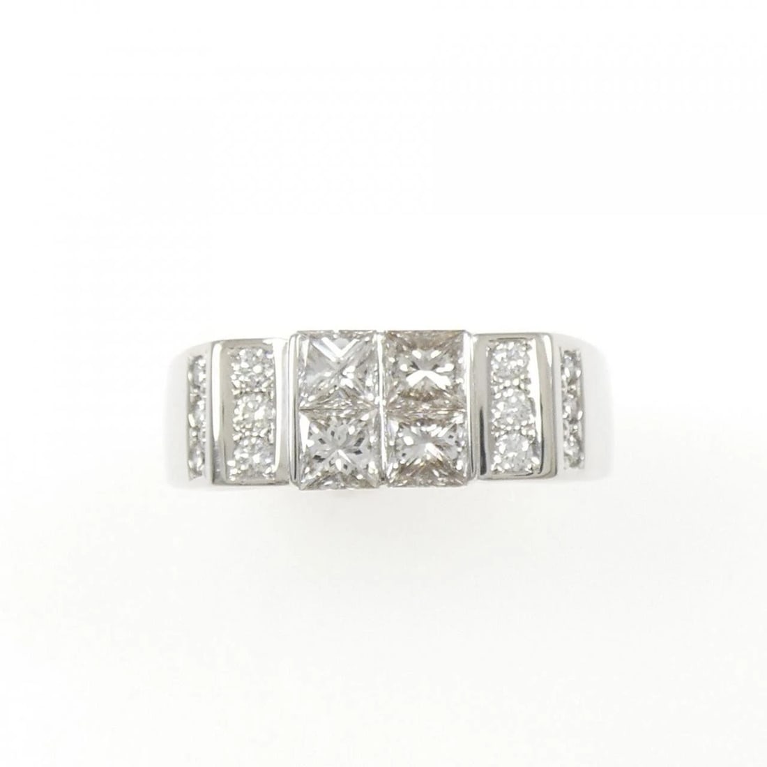 TASAKI DIAMOND RING: Tasaki Diamond Ring Brand: TASAKI Type/Style: Ring Material: K18 white gold, Main Stone/Creation Natural Color: White Gold Size: US 4 Accessories: None Accessories Notice: When purchasing