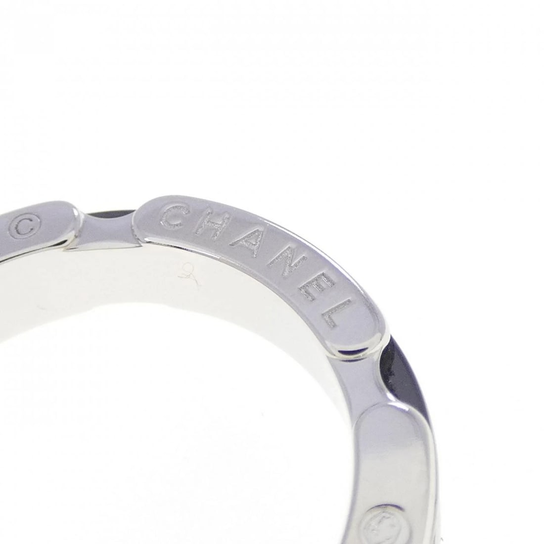 CHANEL ULTRA COLLECTION RING - 3