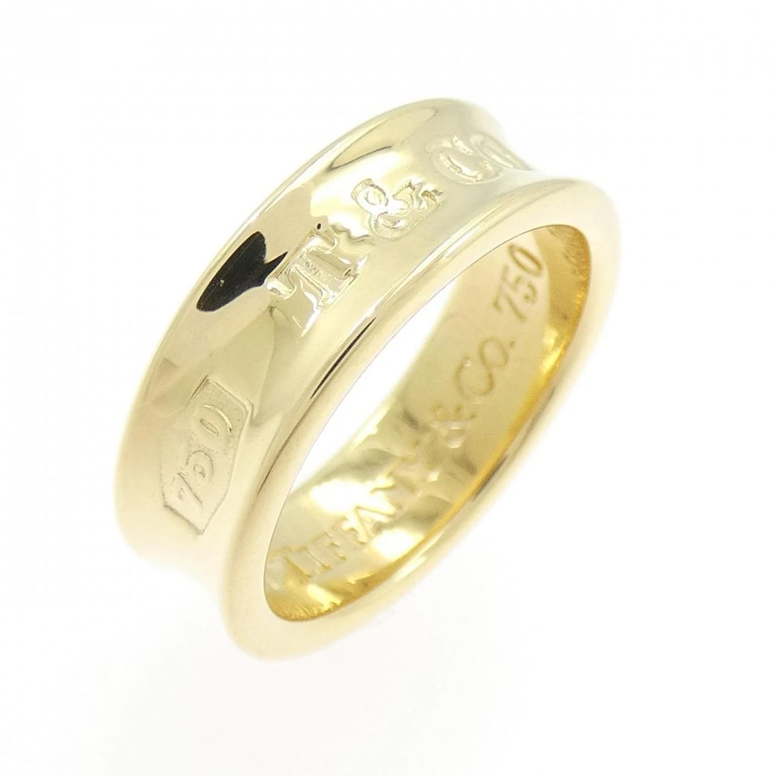 TIFFANY & CO. RING: TIFFANY & Co. Ring Brand: TIFFANY&Co. Type/Style: Ring Material: 750 yellow gold, Color: Yellow Gold Size: US 5.5 Accessories: None Accessories Notice: When purchasing pre-owned goods, please refer