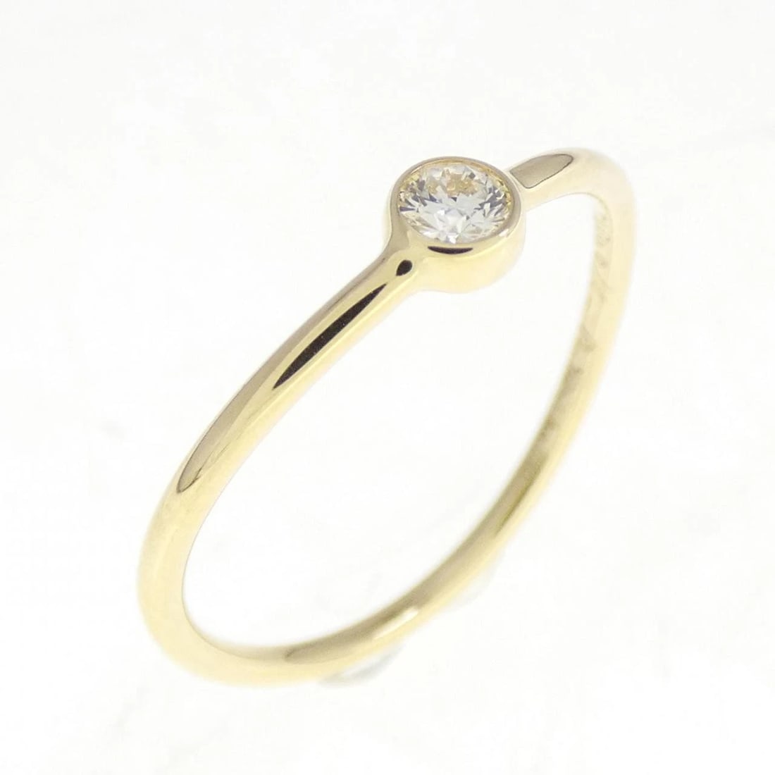 TIFFANY & CO. WAVE SINGLE ROW RING: TIFFANY & Co. Wave Single Row Ring Brand: TIFFANY&Co. Type/Style: Ring Material: 750 yellow gold, Main Stone/Creation Natural Color: Yellow Gold Size: US 4.75 Accessories: None Accessories Notice: