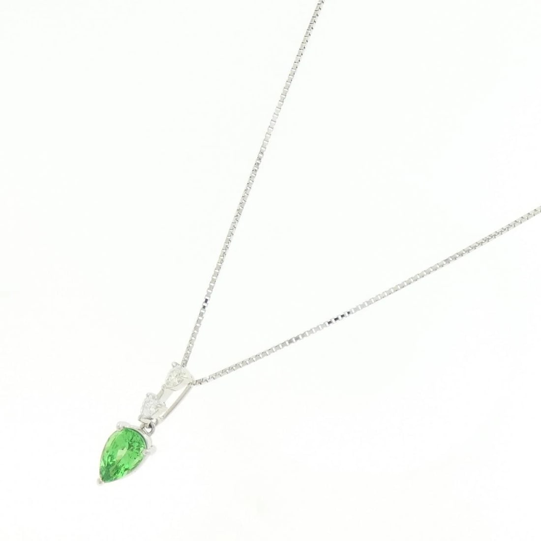 TASAKI GARNET NECKLACE - 2