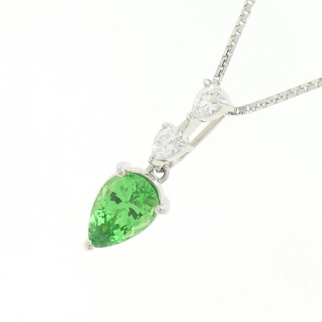 TASAKI GARNET NECKLACE - 3