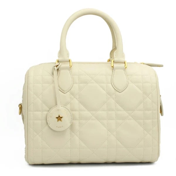 CHRISTIAN DIOR GROOVE 25 CALF IVORY: Christian Dior Groove 25 Calf Ivory Brand: Christian Dior Type/Style: Handbag Material: Calf Color: White Size: W:26cm ? H:19cm ? D:15cm Accessories: None Accessories Notice: When purchasing