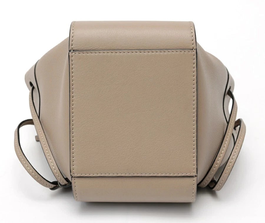 LOEWE HAMMOCK DRAWSTRING MINI SHOULDER BAG - 4