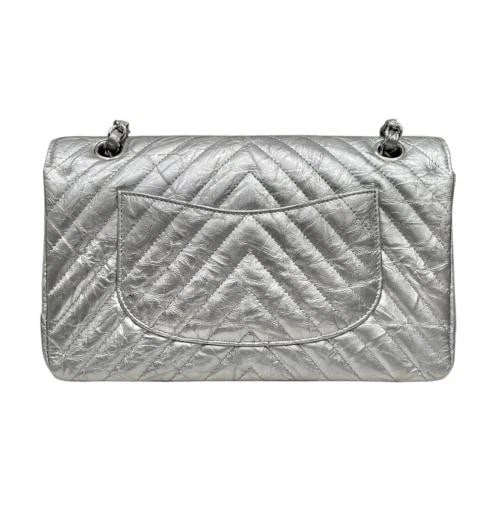 CHANEL CHEVRON 25 - 2