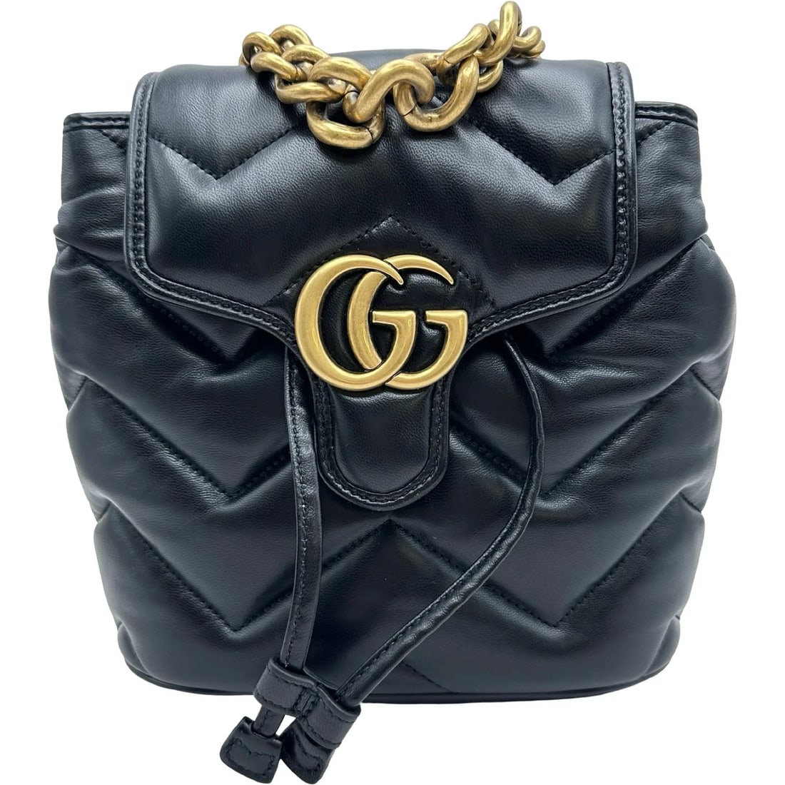 GUCCI GG MARMONT BACKPACK BLACK QUILTED LEATHER: GUCCI GG Marmont Backpack Black Quilted Leather Brand: GUCCI Type/Style: Handbag Material: Quilted Leather Color: black Size: W: 19cm / H: 19cm / D: 10.5cm Accessories: None Accessories Notice: When