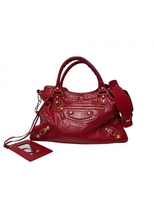 BALENCIAGA GIANT TOWN: BALENCIAGA Giant Town Brand: BALENCIAGA Type/Style: Handbag Material: Leather Color: Red Size: H:21.0cm / W:33.0cm / D:7.0cm Accessories: None Accessories Notice: When purchasing pre-owned