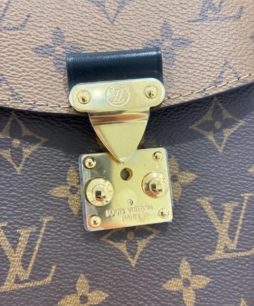 LOUIS VUITTON CAMERA BOX MONOGRAM REVERSE - 4