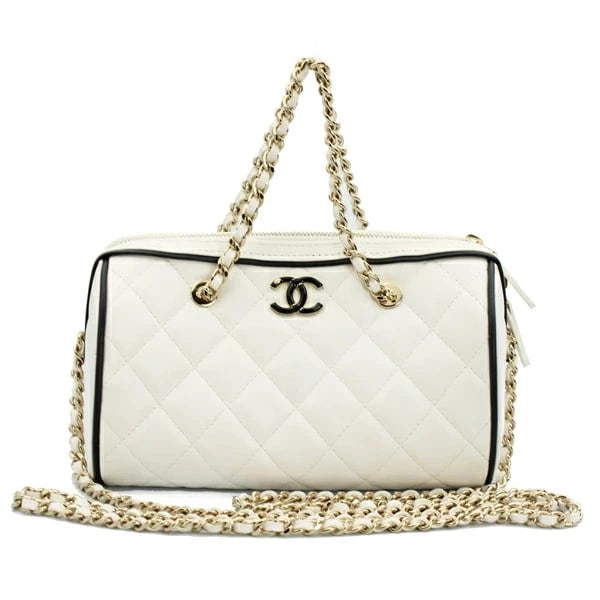 CHANEL MATELASS MINI DRUM CHAIN BAG: Chanel Matelass Mini Drum Chain Bag Brand: Chanel Type/Style: Handbag Material: Lambskin Color: White Size: W:19cm ? H:11cm ? D:11cm Accessories: None Accessories Notice: When purchasing p